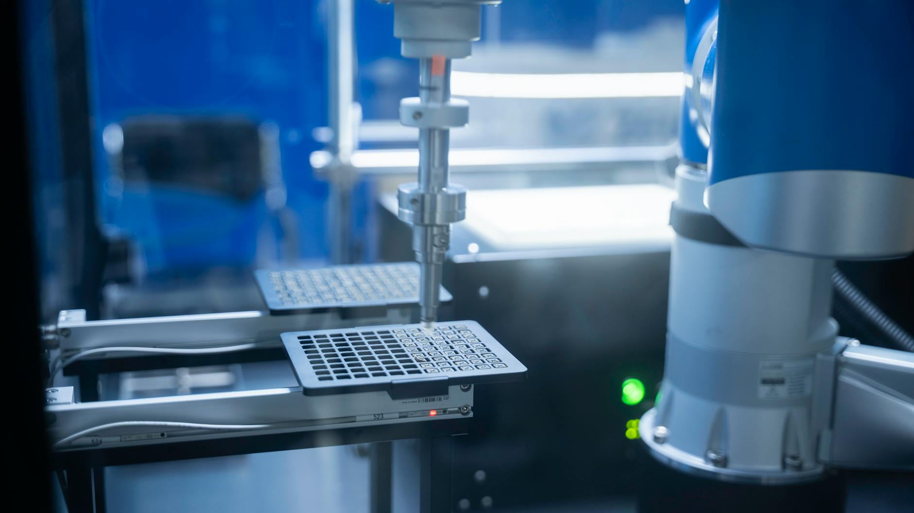 De ce 73% din afaceri pierd 12h/săptămână pe procese manuale